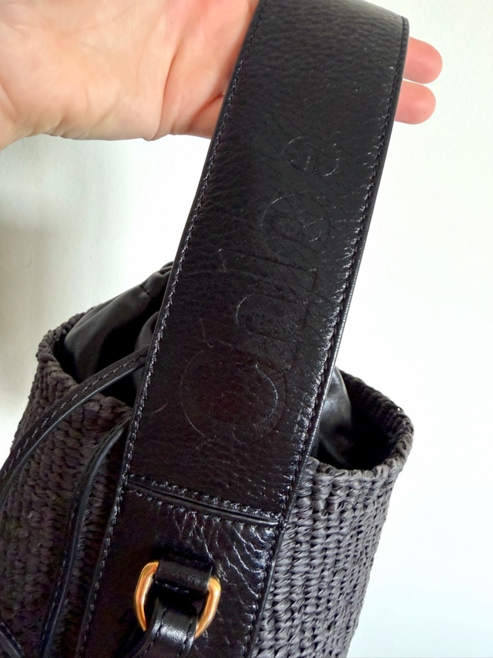 Chloe Woody Raffia Bucket Bag - Picture 5 of 7